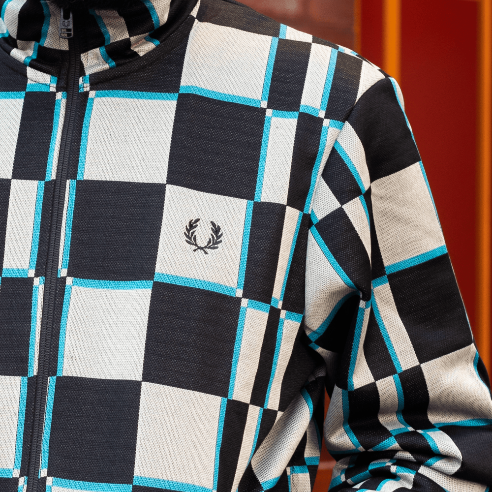 Glitch Graphic Track Jacket Fred Perry. Close up view.